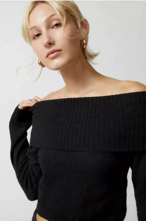 Off-Shoulder Lapel Top