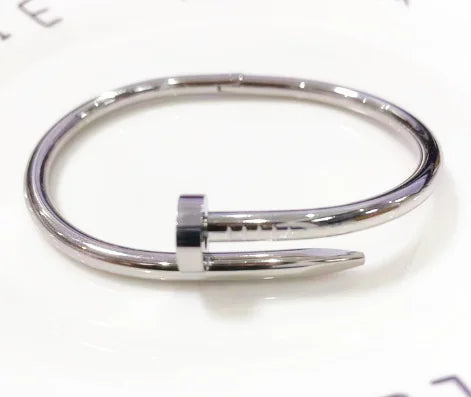 Nail Fastener Bracelet