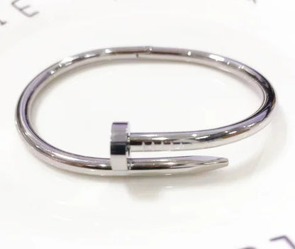 Nail Fastener Bracelet