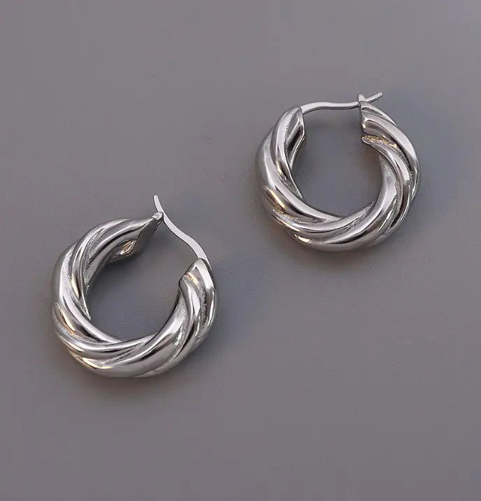 Luxury Minimalist Gold Twist Hoop Earrings