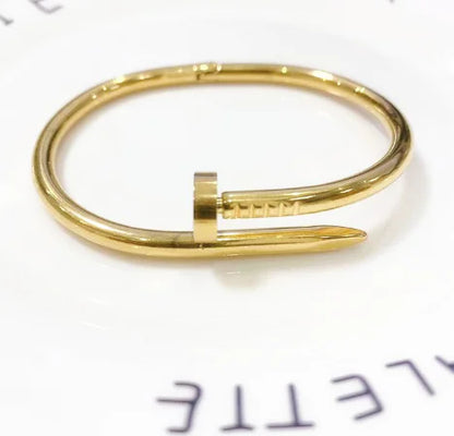 Nail Fastener Bracelet